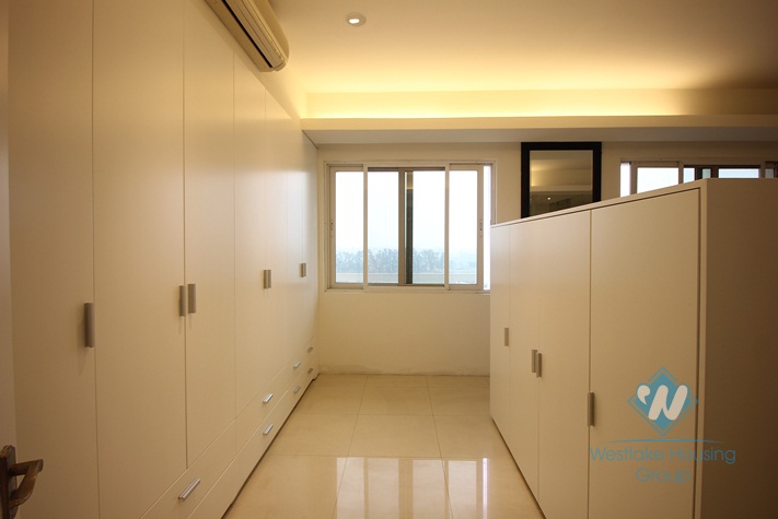 Ciputra apartment for rent with 154sqm, 03 bedrooms